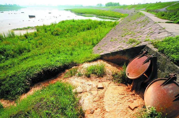 洗砂廠直排污水污染良田 洗砂廠直排污水污染良田