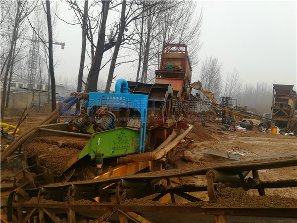 山東棗莊-細沙回收機現場27.jpg